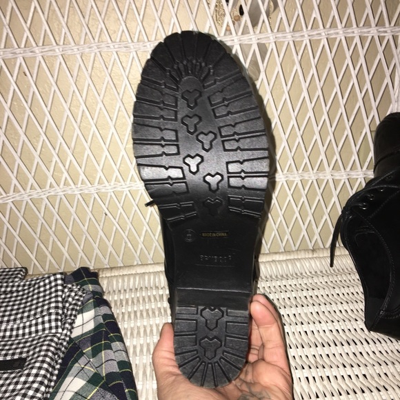 Black Oxford Heels - Picture 4 of 5